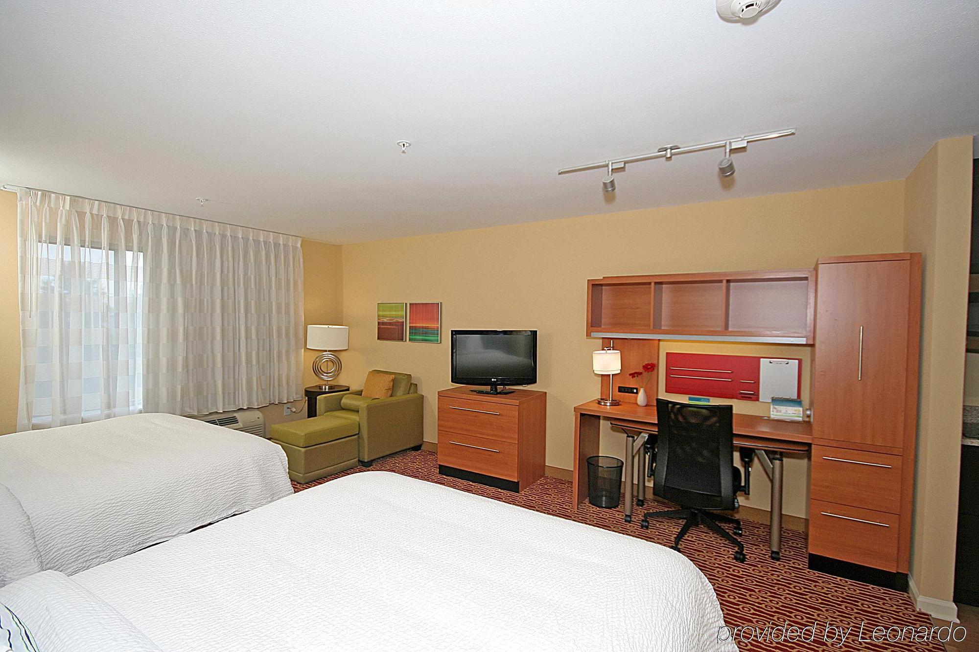 Towneplace Suites By Marriott Aiken Whiskey Road Exterior photo