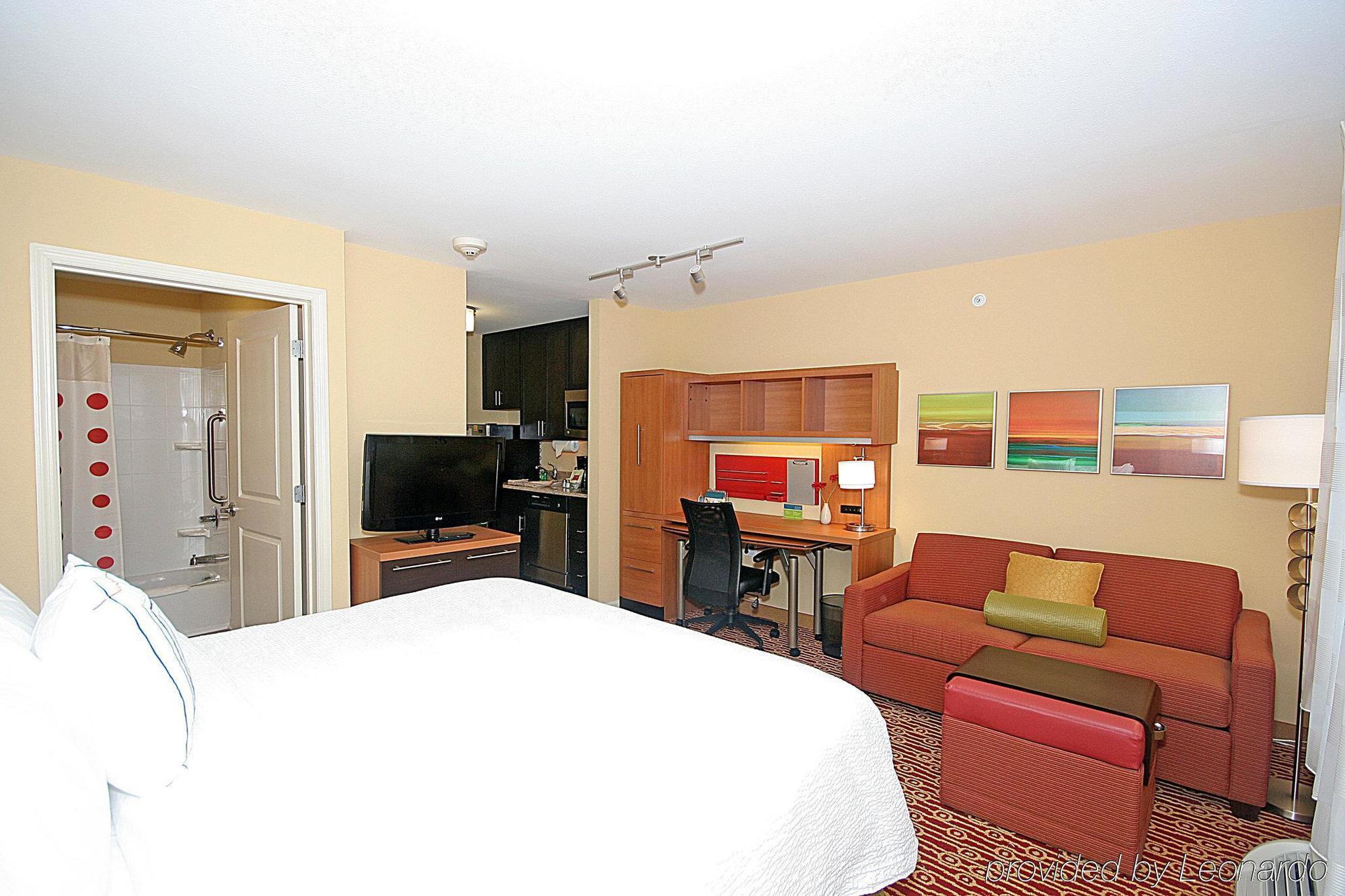 Towneplace Suites By Marriott Aiken Whiskey Road Exterior photo